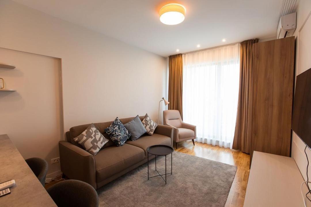Escapism - Premium 1Br Apartment With Parking Bukarest Eksteriør billede