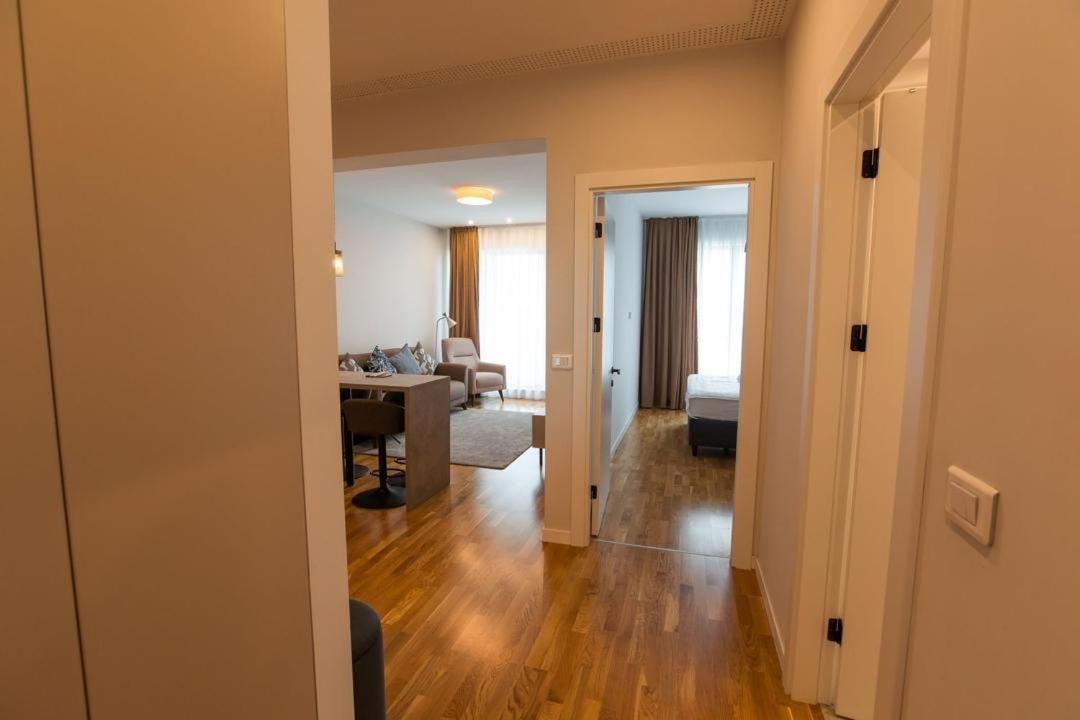 Escapism - Premium 1Br Apartment With Parking Bukarest Eksteriør billede